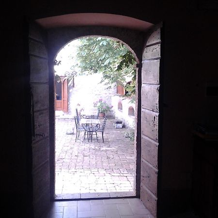 La Palombaia Casa de hóspedes Spoleto Exterior foto