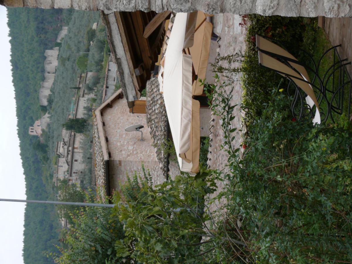La Palombaia Casa de hóspedes Spoleto Exterior foto